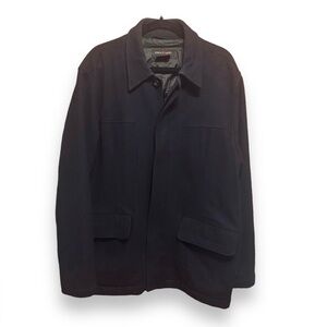 Navy blue wool coat Men’s size Large by Pierre Cardin button front and pockets
